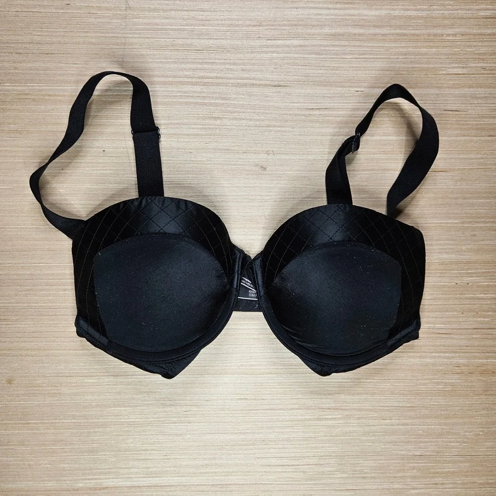 Victoria Secret Bra Women 32C Black Very Sexy PushUp Quilted Underwire 370019